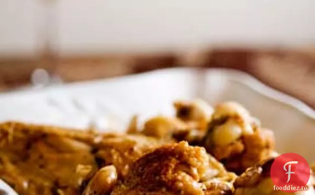 Pui de usturoi cu sos de vin alb