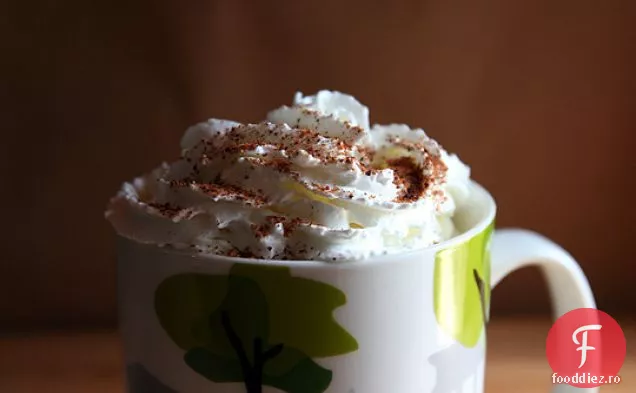 Pumpkin Spice Latte (la fel ca Starbucks!)