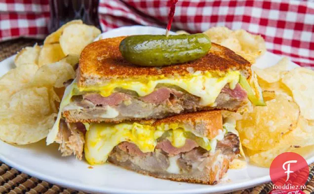 Sandwich Cubanez Cu Brânză La Grătar