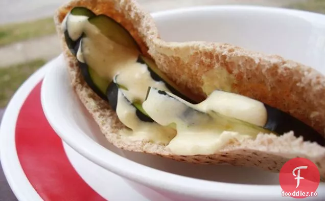 Sos De Curry Cu Iaurt Vegan