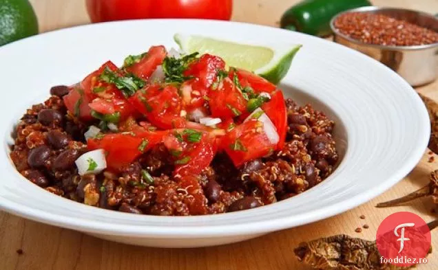 Quinoa mexicană și fasole cu Pico De Gallo