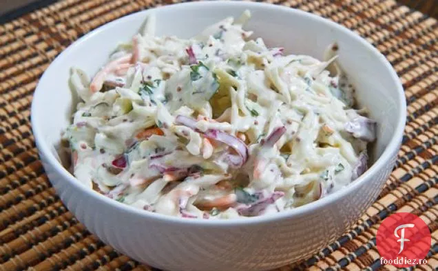 Salată De Varză Cu Brânză Albastră