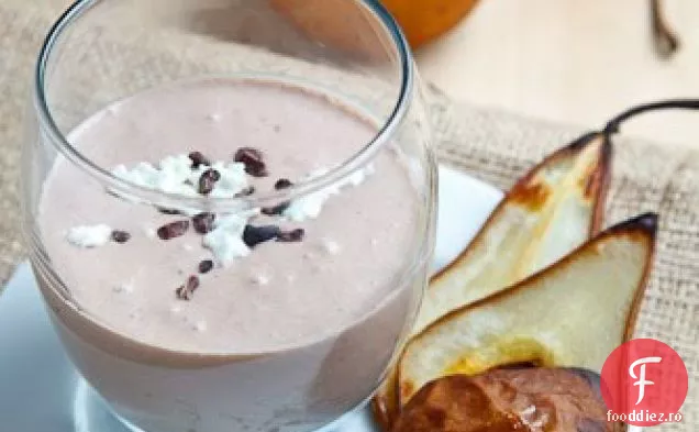 Smoothie caramelizat cu pere, ciocolată și brânză de capră