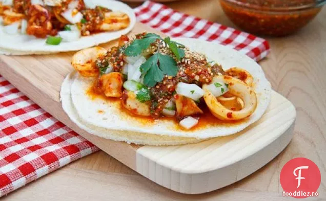 Tacos Calamari cu salsa Naranja