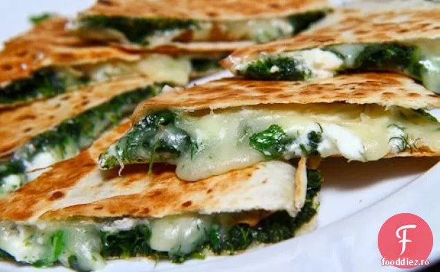 Quesadillas cu spanac și Feta