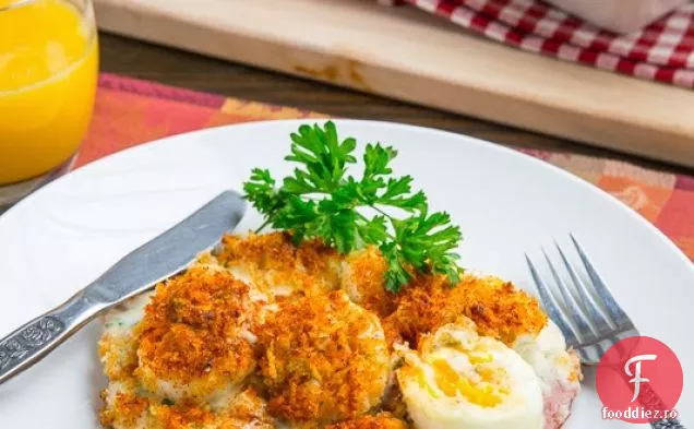 Șuncă și ouă gratinate