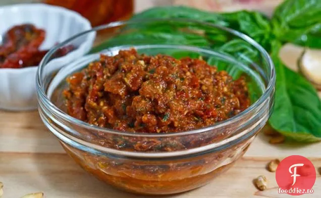 Pesto De Roșii Uscate La Soare
