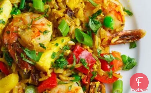 Orez Prăjit Cu Ananas Thailandez