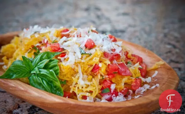 Suc De Spaghete Cu Microunde Cu Roșii Și Busuioc