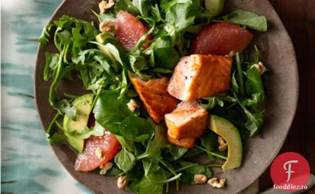 Salată de Grapefruit și Avocado cu somon ars