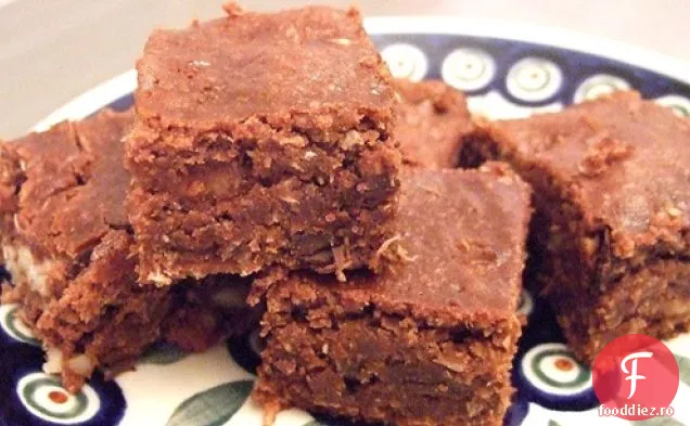 Brownies mai sănătoși cu Fudge de nucă de cocos cu opțiune de roșcove