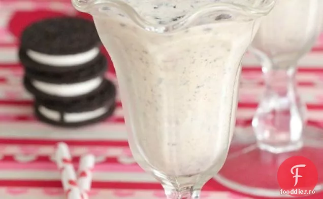 Prăjituri de Marshmallow prăjite și milkshake cu smântână