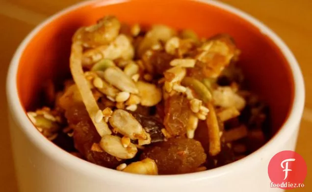 Ananas Oatbran Granola pentru unul