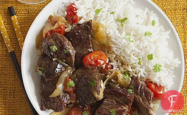 Nucă De Cocos-Carne De Vită Curry
