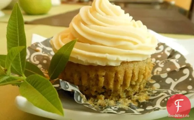 Cupcakes vegani cu Verbena cu lămâie cu glazură 
