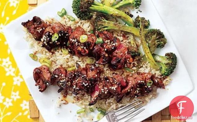Frigarui De Friptură Teriyaki La Grătar