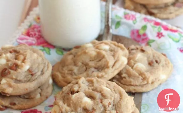 Snickerdoodle-cum ar fi scorțișoară și alb Chip Cookie-uri