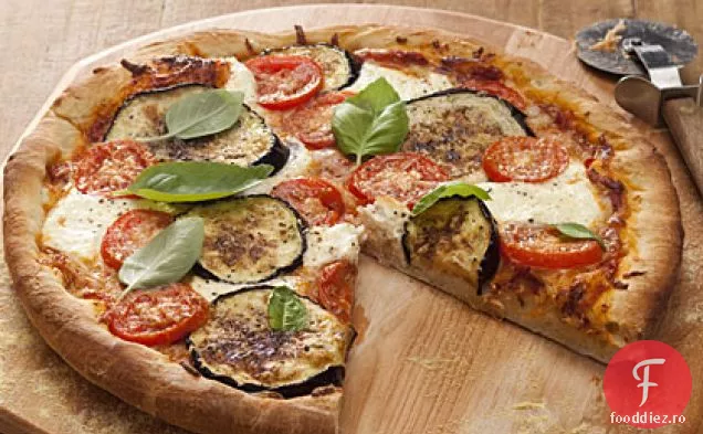 Pizza Cu Parmezan Cu Vinete