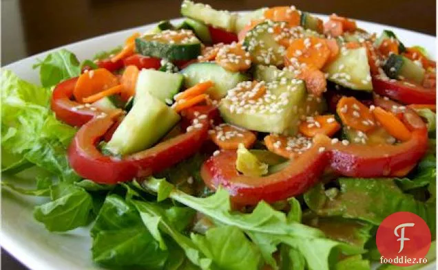 Salată Vegetariană Picantă De Naut