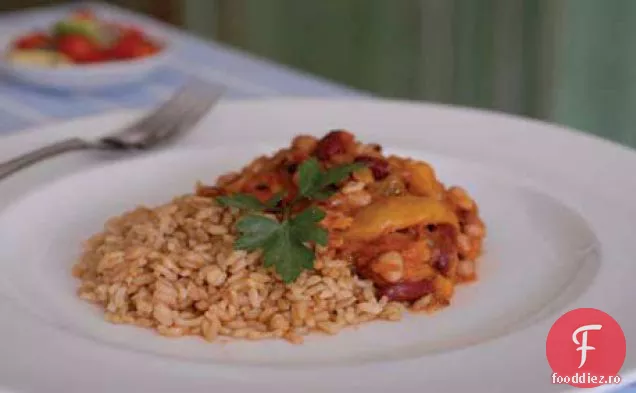 Chili de fasole vegetariană cu Salsa de Avocado