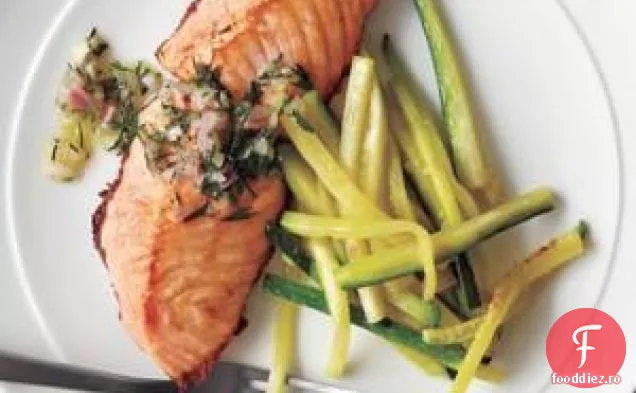 Somon Și Dovlecei Cu Vinetă De Șalotă