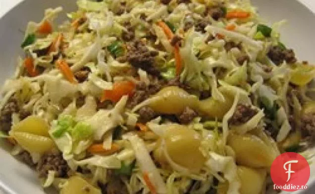 Salată Asiatică De Tăiței De Vită