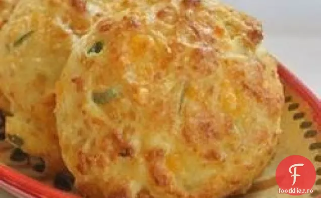 Biscuiți Cu Picătură De Ceapă Cheddar
