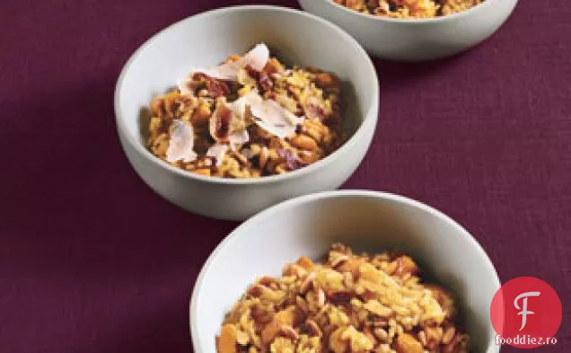 Risotto De Dovlecei Kabocha Cu Salvie Și Nuci De Pin