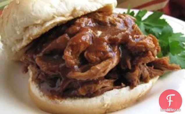 Carne De Porc Trasă Cu Aragaz Lent