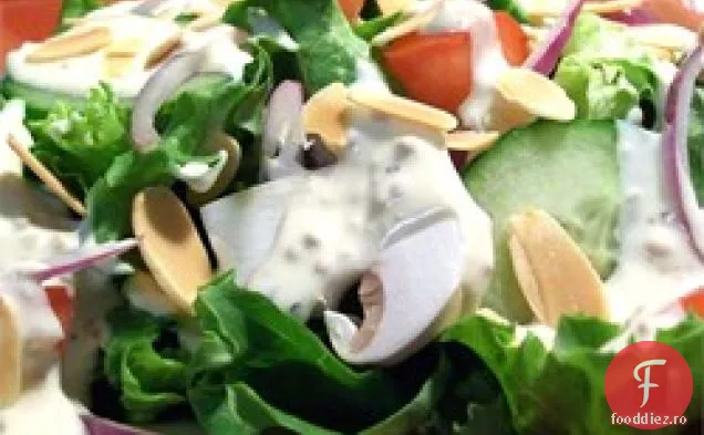 Sos Cremos De Salată De Usturoi