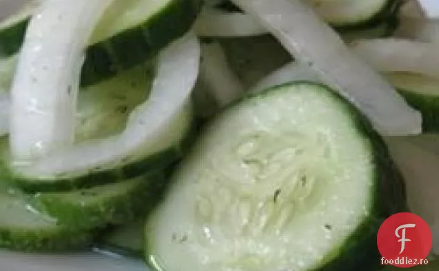Salata de castraveți a lui Adrienne