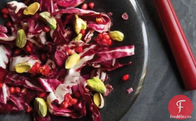 Salată roșie: Radicchio cu vinetă de Chile cu rodie