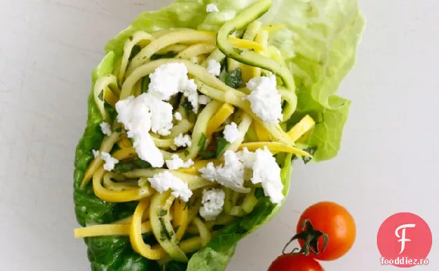 Salată De Dovlecei De Vară Cu Mici Pietre Prețioase