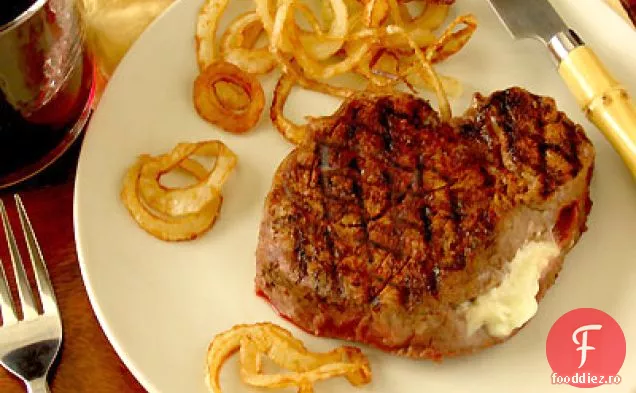 Filet Mignon umplut cu brânză albastră