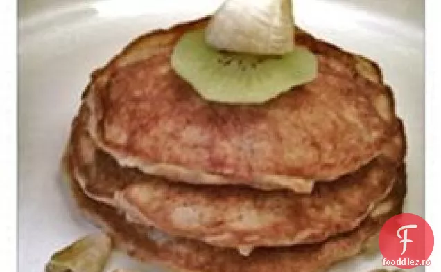 Clătite Paleo delicioase sănătoase cu banane și nuci