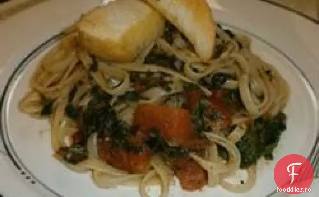 Paste cu roșii și spanac prăjite la foc