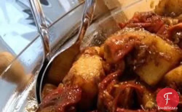 Salată de cartofi prăjiți și usturoi