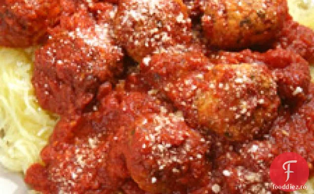 Dovlecei Spaghetti Cu Chiftele De Curcan