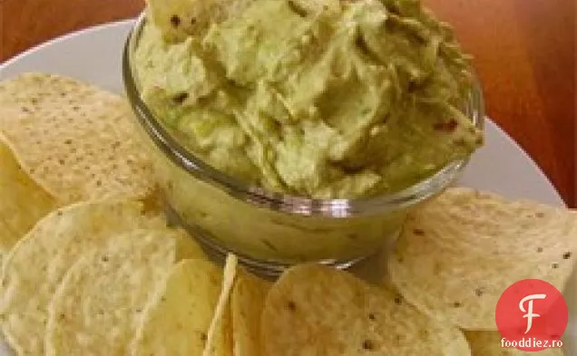 Guacamole cremos cu usturoi