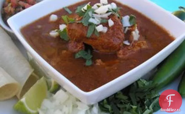 Pozole într-un aragaz lent