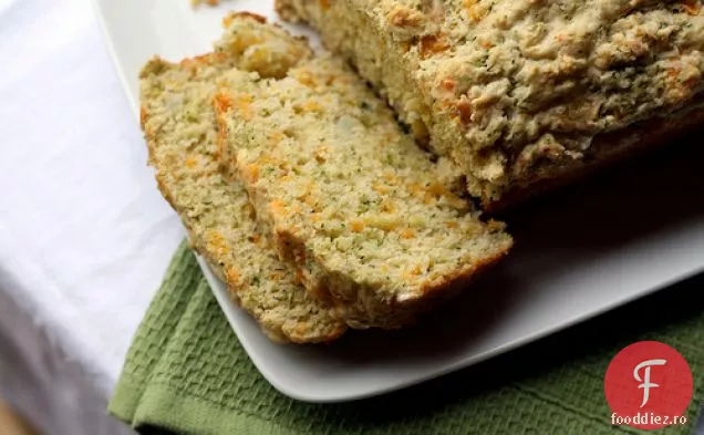Pâine Cheddar Cu Dovlecei