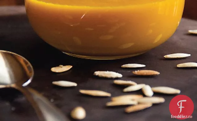 În așteptarea supei de dovleac prăjite cu semințe de dovleac prăjite