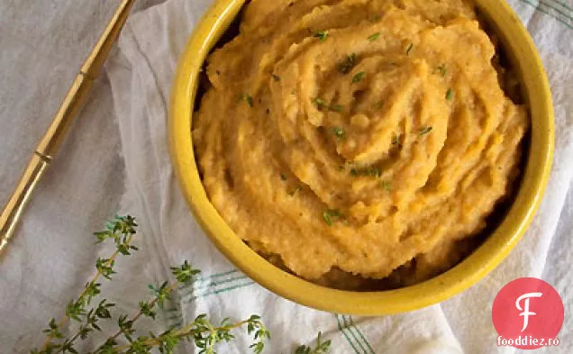 Rutabaga pur aproximativ cu unt brun și Mascarpone
