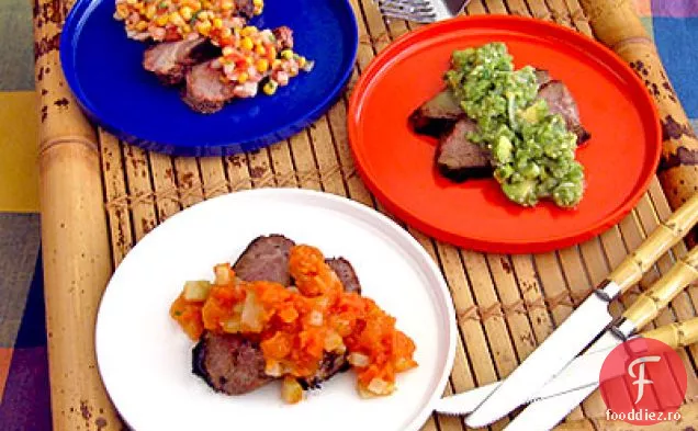 Tri-Tip picant la grătar cu un Trio de Salsa