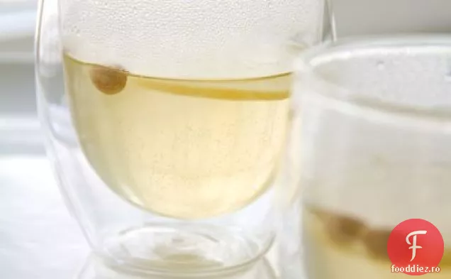 Cardigan Cald, Un Cocktail Fierbinte