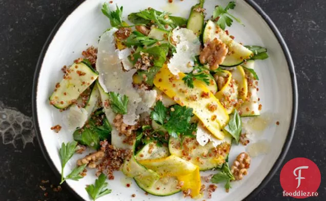 Salată De Dovleac De Vară Și Quinoa Roșie Cu Nuci