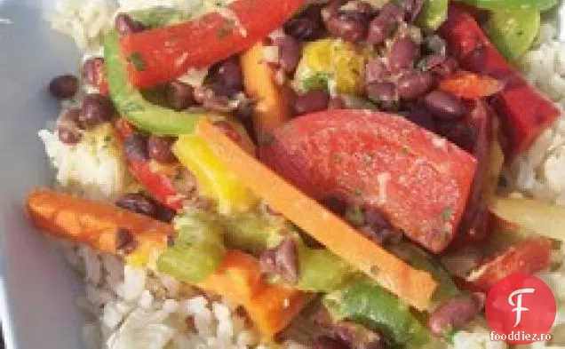 Adzuki Bean Mango se amestecă cu sos de nucă de cocos Cilantro Lime