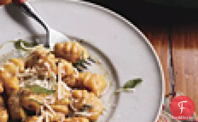 Gnocchi de dovleac cu unt brun de salvie