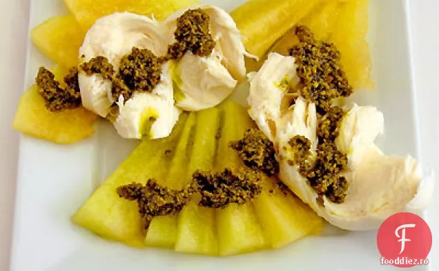 Salată Caprese De Pepene Galben