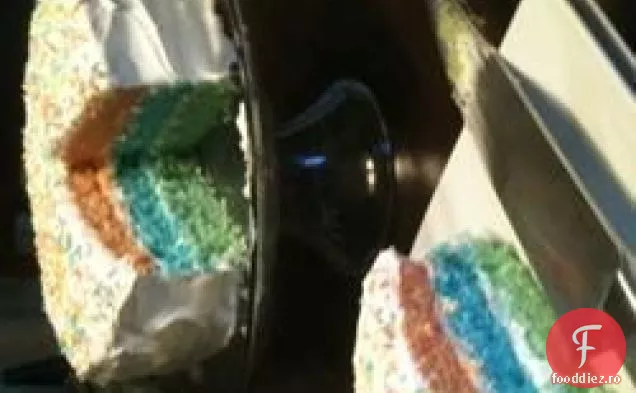 Tort alb cu umplutură de lămâie